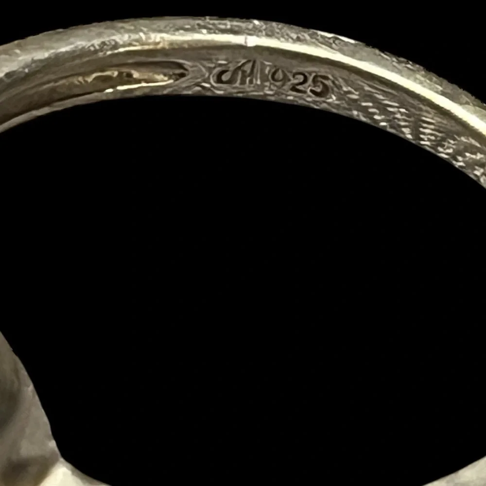 Beautiful 925 Silver and Diamond Infinity Knot Ring SIZE 6 3/4